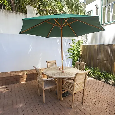 Private Garden ליסבון