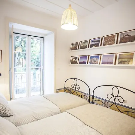 Private Garden Apartment *